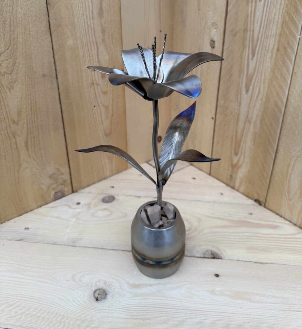 Stainless steel lily